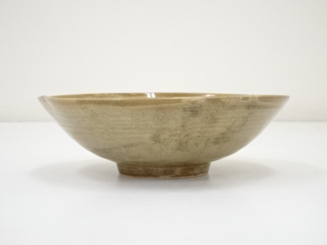 骨董品　茶碗 道具 ] - 道具 九谷焼 寺前為一造 貝文茶碗（共箱） | ネットショップ